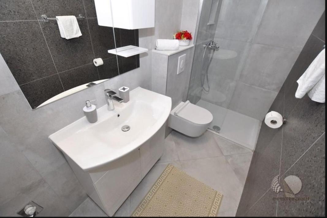 Apartmani Miranda Drasnice Dış mekan fotoğraf